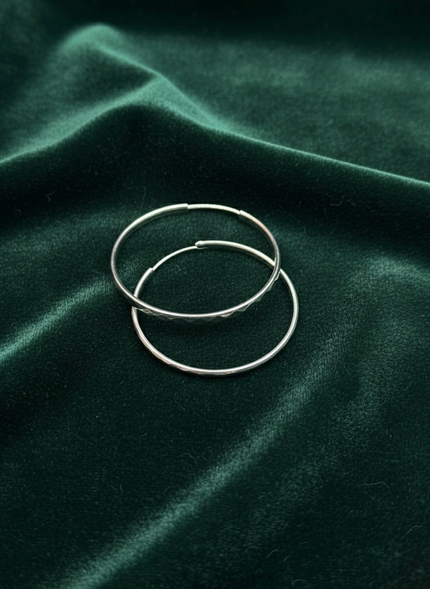 925 Sterling Silver Hoop Earrings, Minimalist Silver Hoops, Thin Round Hoop Earrings, Lightweight Everyday Jewelry, Classic Gift for Her