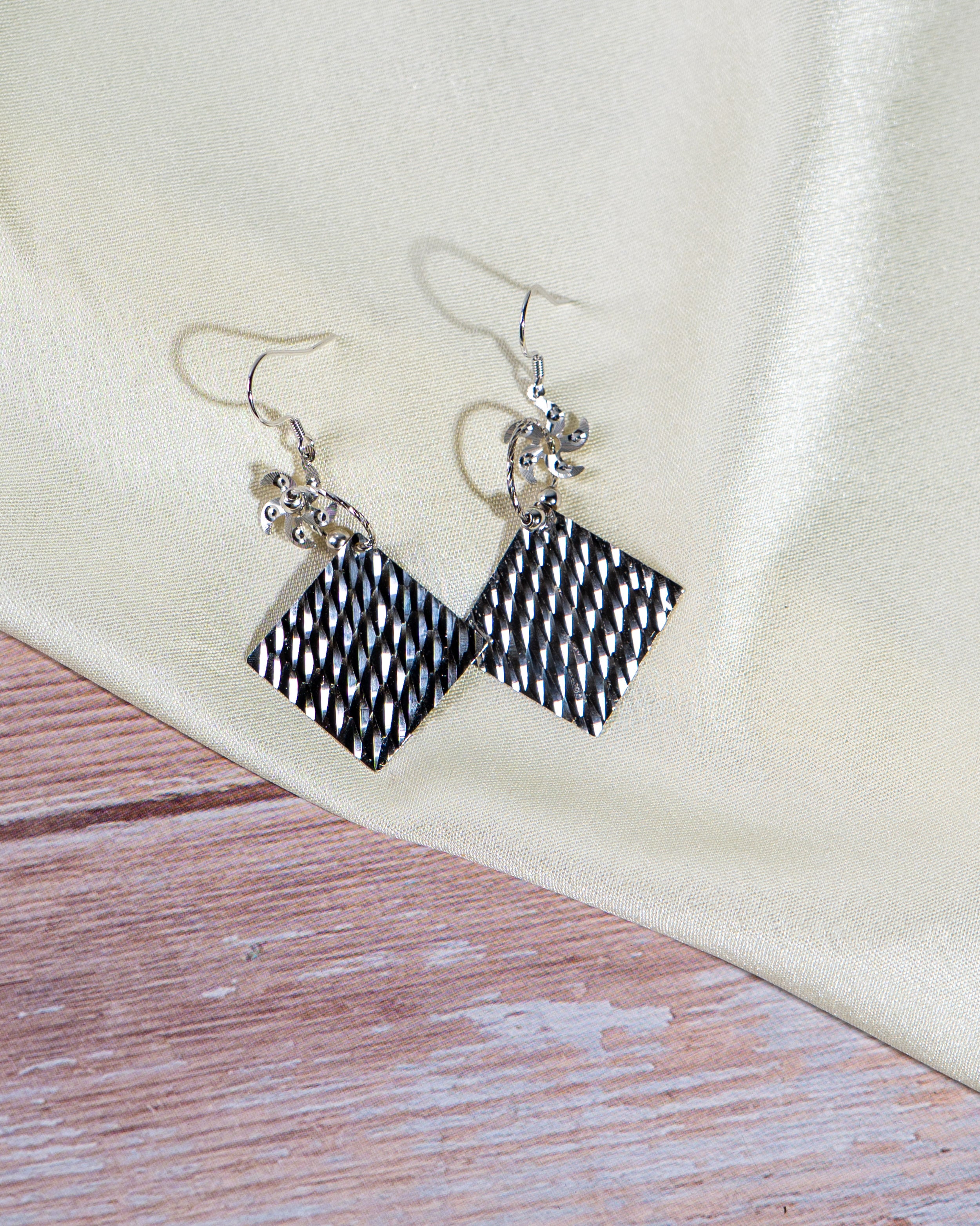 Handmade Silver Dangle Earrings – Lightweight Drop Jewelry for Women, Festive Diwali, Halloween & Christmas Gift