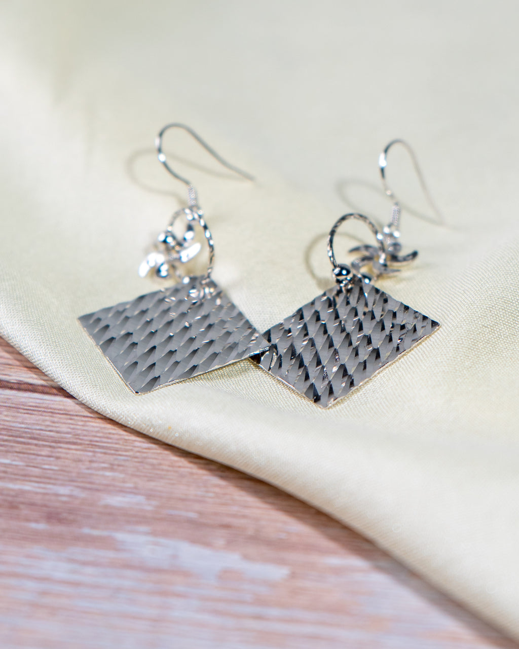 Handmade Silver Dangle Earrings – Lightweight Drop Jewelry for Women, Festive Diwali, Halloween & Christmas Gift