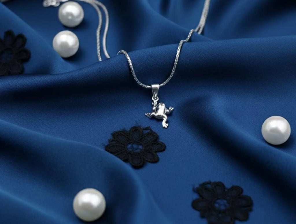 Silver Frog Pendant Necklace | 925 Sterling Silver Animal Charm Jewelry | Cute Frog Necklace for Women & Men | Unique Nature Gift