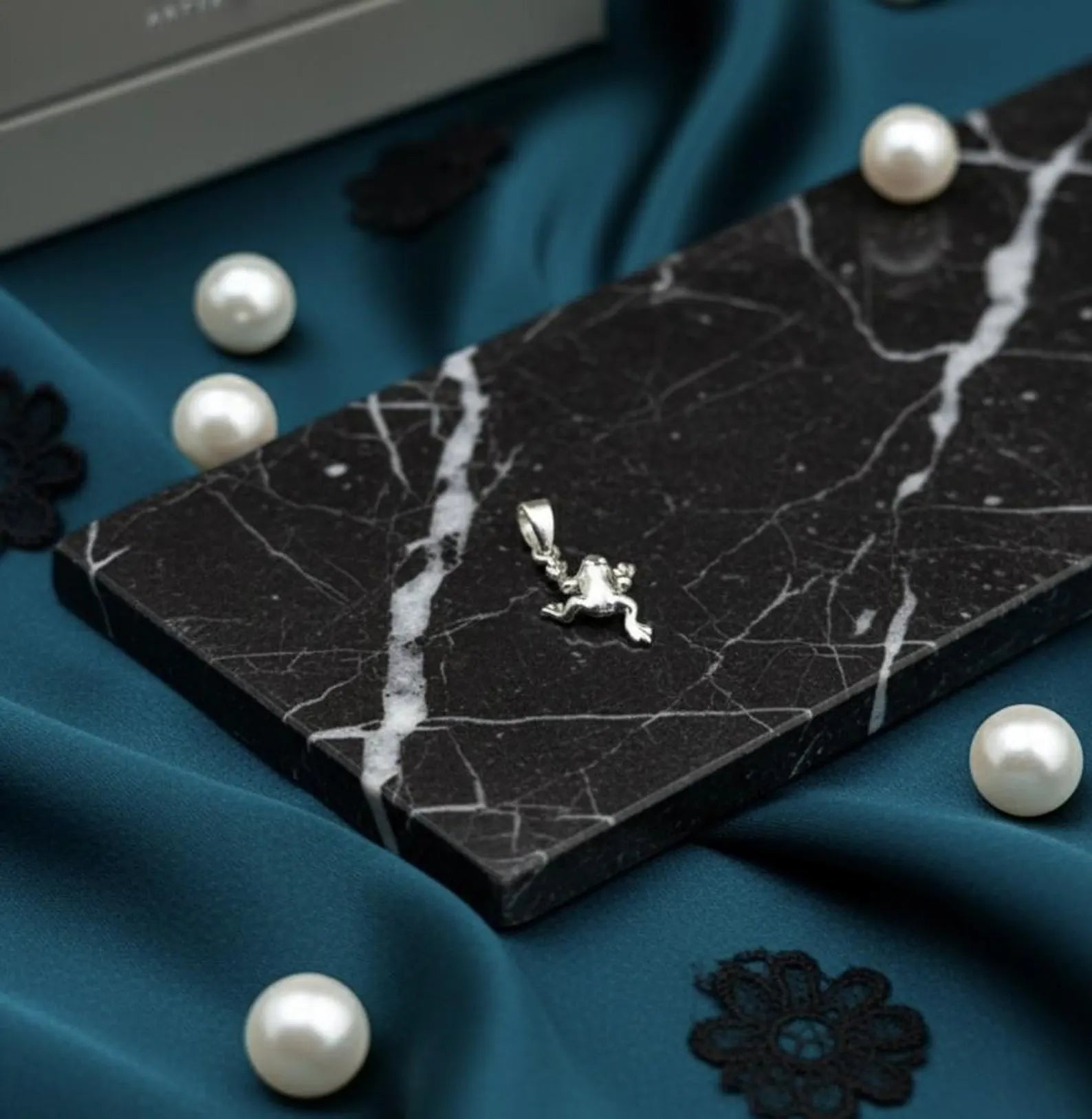 Silver Frog Pendant Necklace | 925 Sterling Silver Animal Charm Jewelry | Cute Frog Necklace for Women & Men | Unique Nature Gift