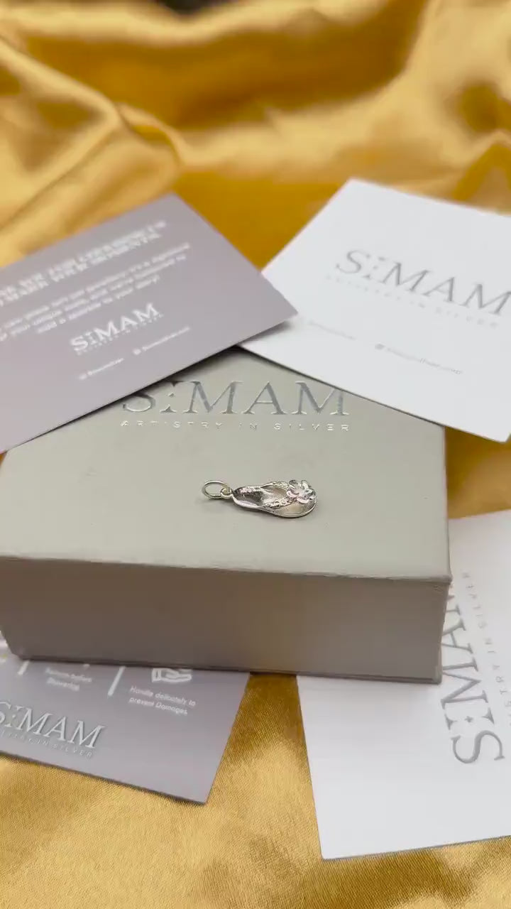 Sterling Silver Flip Flop Necklace – Floral Beach Sandal Pendant